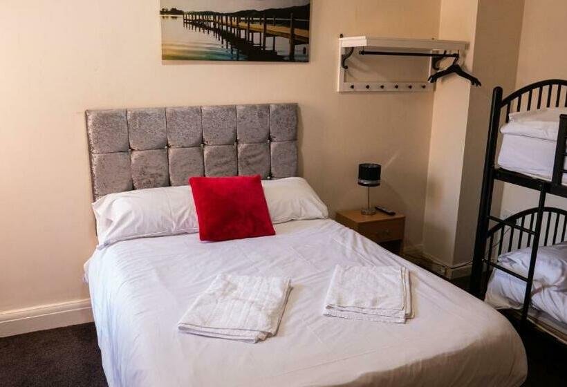 חדר משפחתי, Hello Roomz