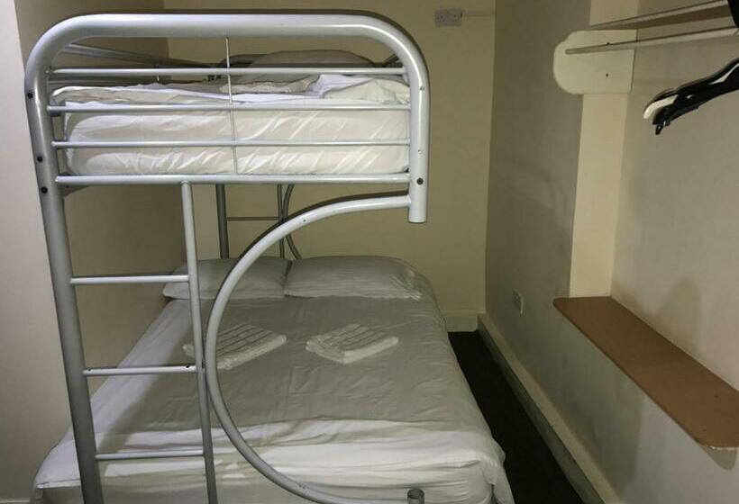 חדר משפחתי, Hello Roomz