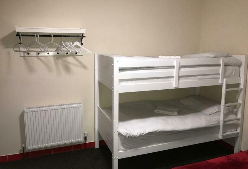 חדר משפחתי, Hello Roomz