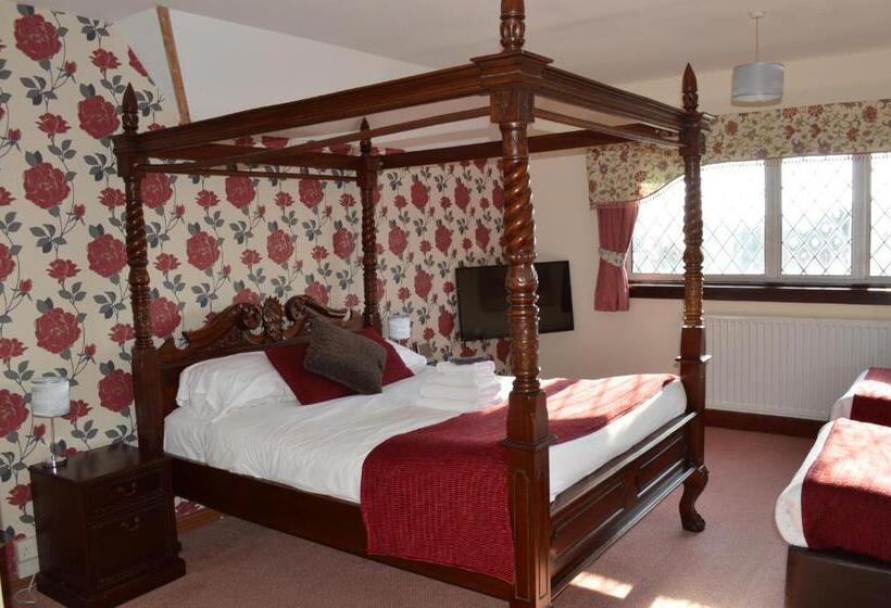 غرفة قياسية رباعية, Hunters Lodge