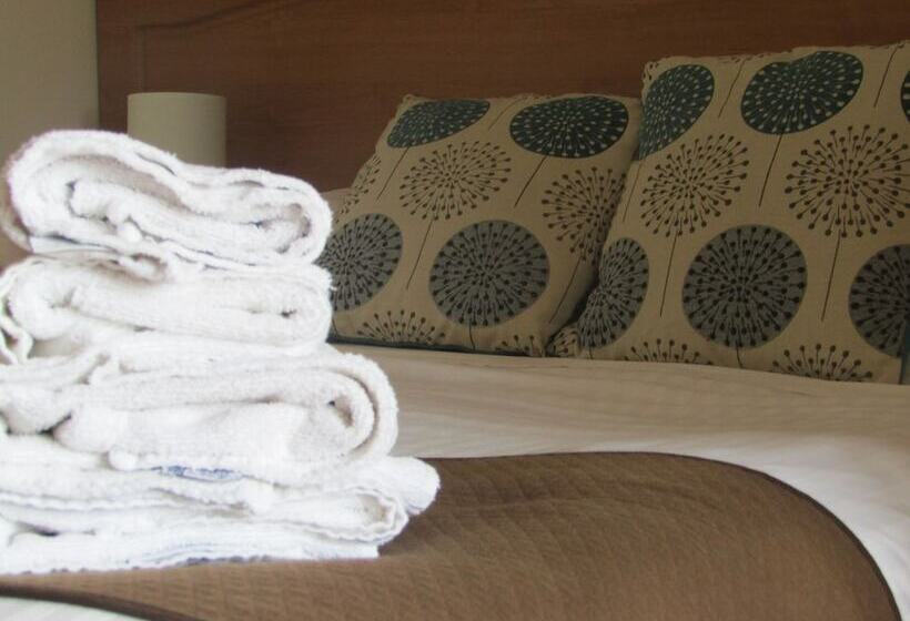 غرفة قياسية, Hunters Lodge