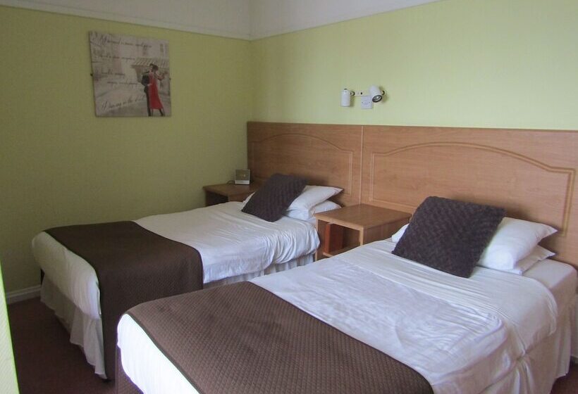 غرفة قياسية, Hunters Lodge