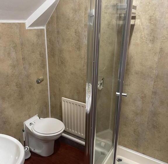 غرفة قياسية, Hunters Lodge