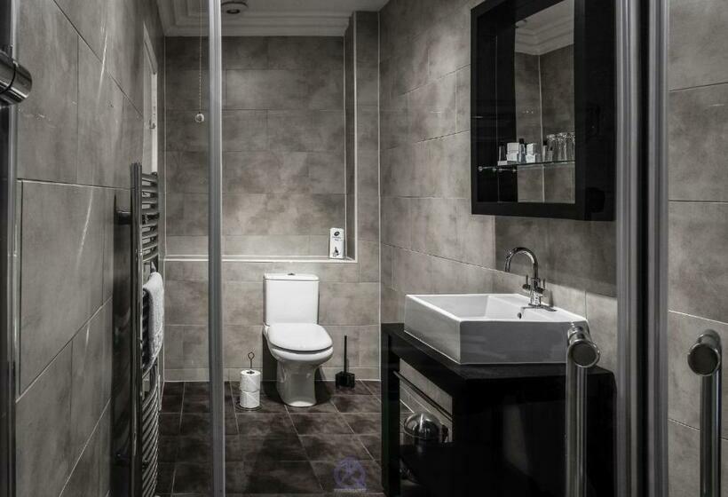 스탠다드 룸 킹사이즈 침대, Invergarry