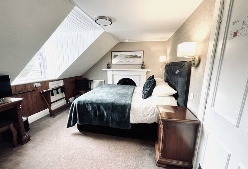 기본룸, Invergarry