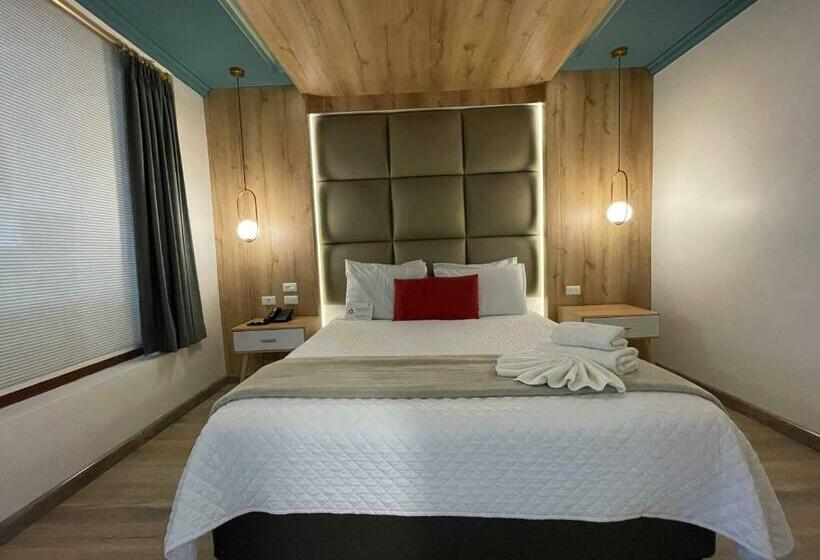 수피리어 룸, Shalom