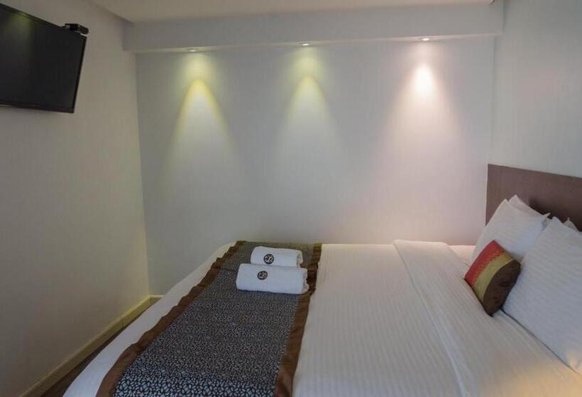 수피리어 룸, Shalom