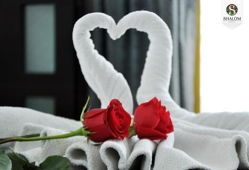 디럭스 4인 룸, Shalom