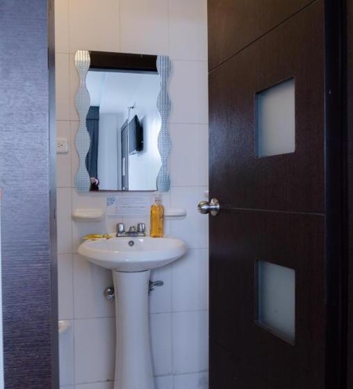 수피리어 룸, Shalom