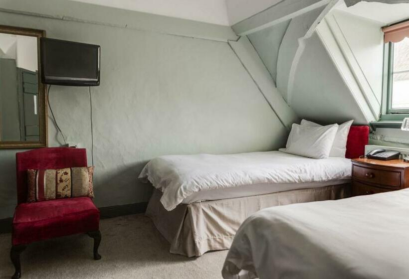 クラシックルーム, The Ancient Gatehouse & Rugantino Restaurant