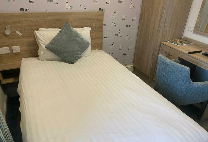 חדר סטנדרט יחיד, The Clarendon