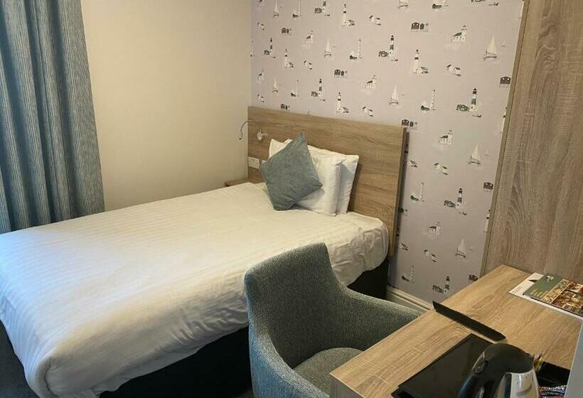 חדר סטנדרט יחיד, The Clarendon