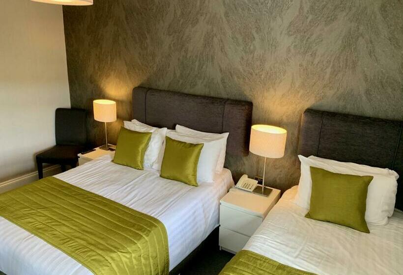 غرفة عائلية, The Park