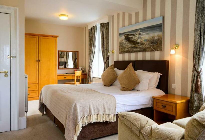 غرفة قياسية مطلّة علي البحر مزوَّدة بشُرفة, The White House Inn   Whitby