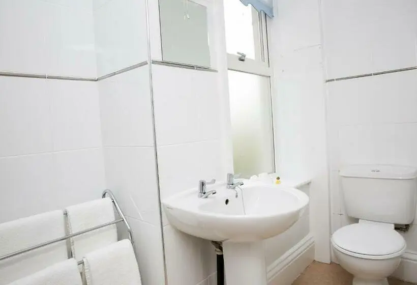 اتاق استاندارد, The White House Inn   Whitby