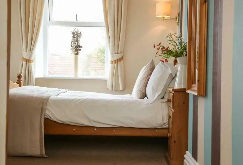 اتاق استاندارد, The White House Inn   Whitby