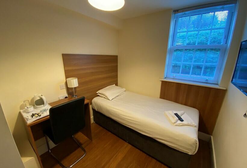 スタンダードシングルルーム, Wendover Arms