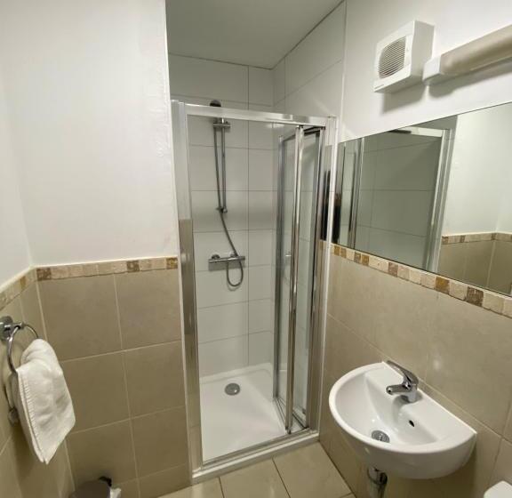 スタンダードルーム, Wendover Arms