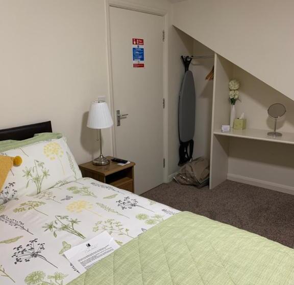 标准间, Redbeck Motel