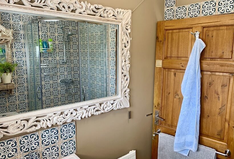 Номер Стандарт, Sw Bed & Breakfast