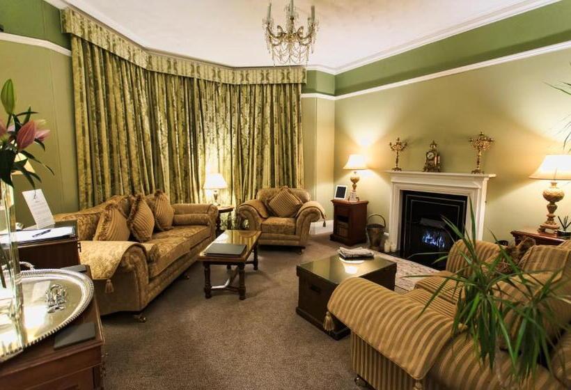 سوییت, The 25 Boutique B&b   Adults Only