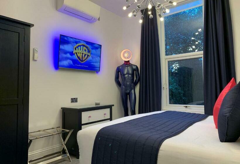 سوییت, The 25 Boutique B&b   Adults Only