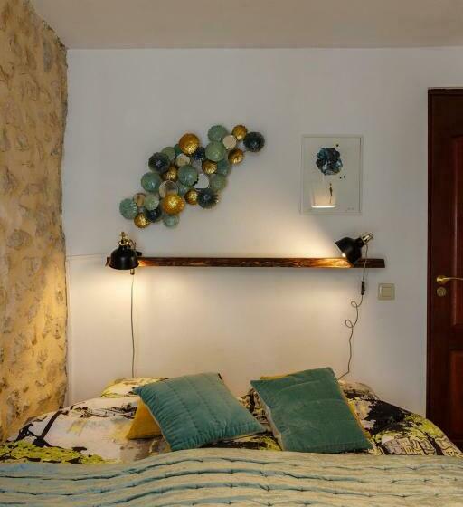 غرفة قياسية, Dios Esta Bien