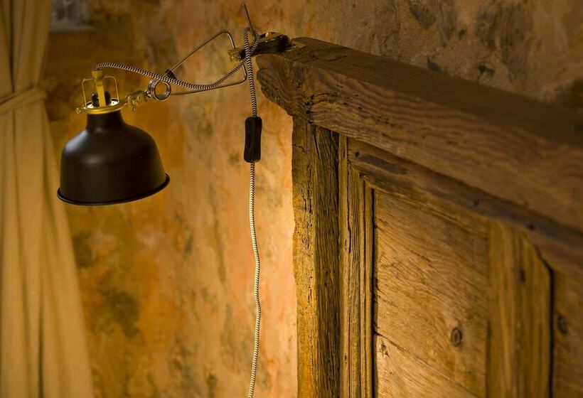 غرفة قياسية, Dios Esta Bien