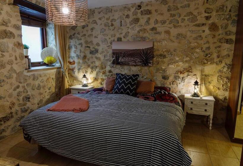 غرفة قياسية, Dios Esta Bien