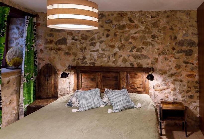 غرفة قياسية, Dios Esta Bien