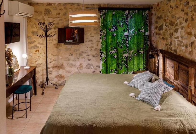 غرفة قياسية, Dios Esta Bien