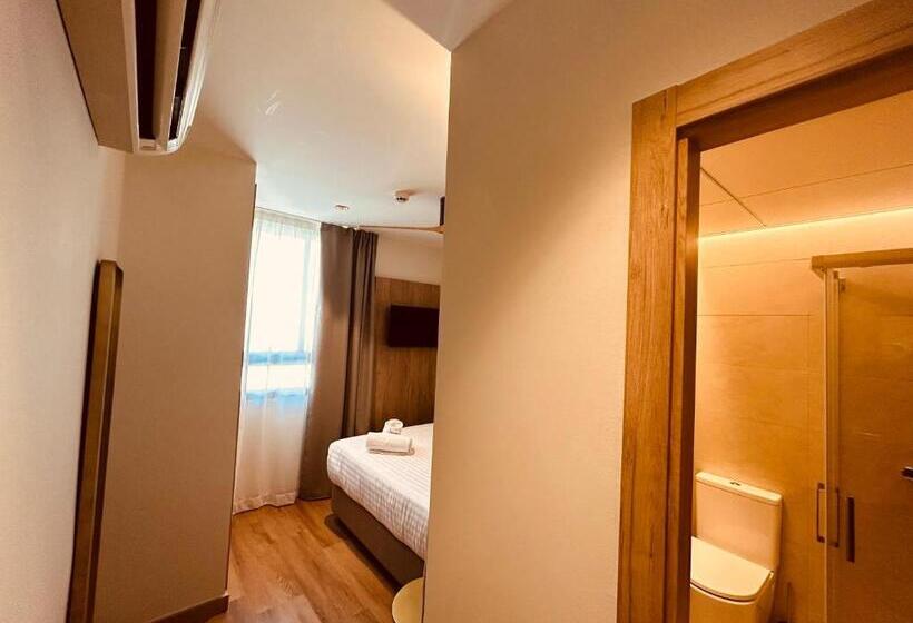 غرفة قياسية فردية, Nommadas Jero  Only Adults