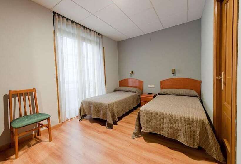 غرفة قياسية, Nommadas Jero  Only Adults