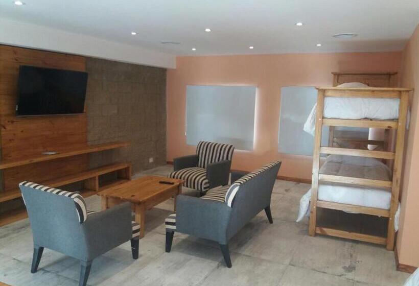 Апартаменты Deluxe 1 Спальня, Calafate Hostel
