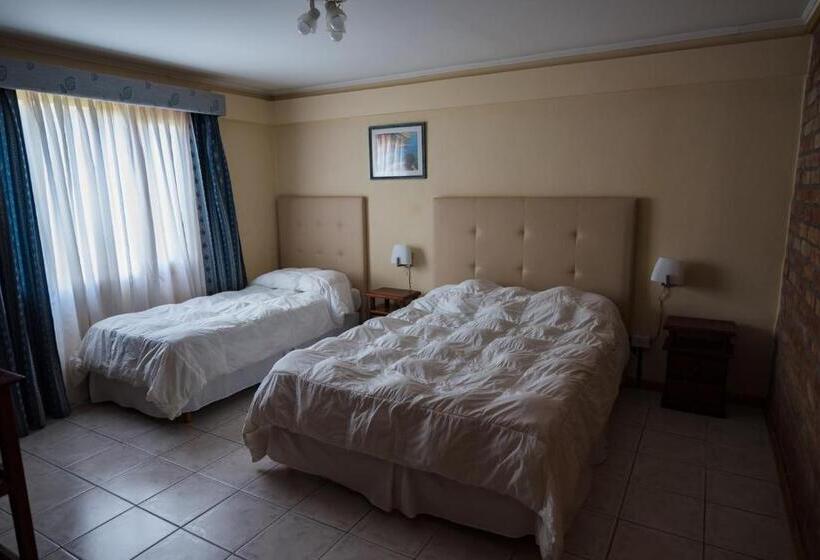 اتاق لوکس سه تخته, Calafate Hostel