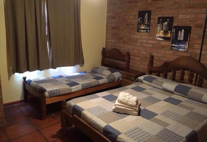 اتاق سوپریور سه تخته, Calafate Hostel