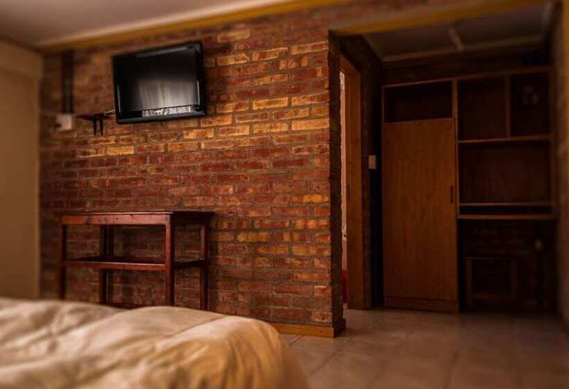 اتاق استاندارد یک نفره, Calafate Hostel