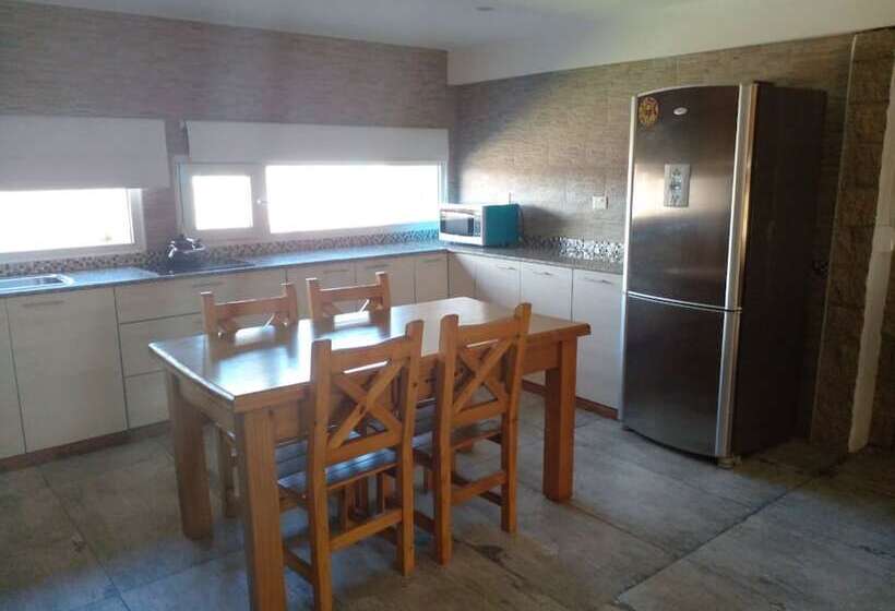 آپارتمان لوکس 1 خوابه, Calafate Hostel