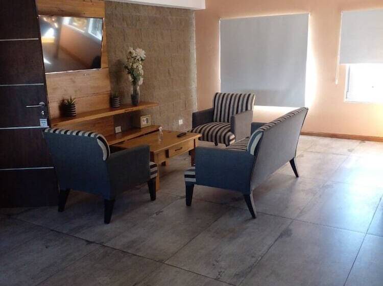 آپارتمان لوکس 1 خوابه, Calafate Hostel