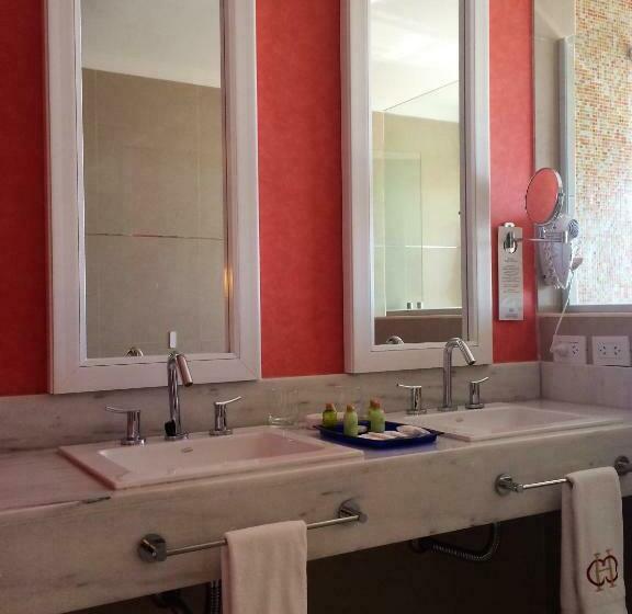 غرفة قياسية مطلّة علي النهر, Condado Hotel Casino Paso De La Patria