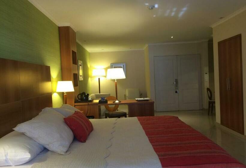 غرفة قياسية مطلّة علي النهر, Condado Hotel Casino Paso De La Patria