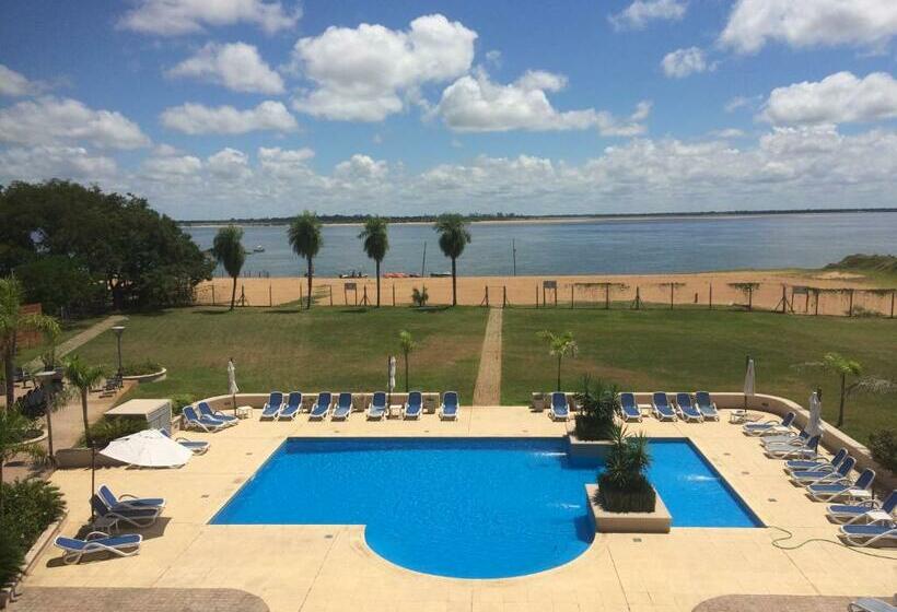 غرفة قياسية مطلّة علي النهر, Condado Hotel Casino Paso De La Patria