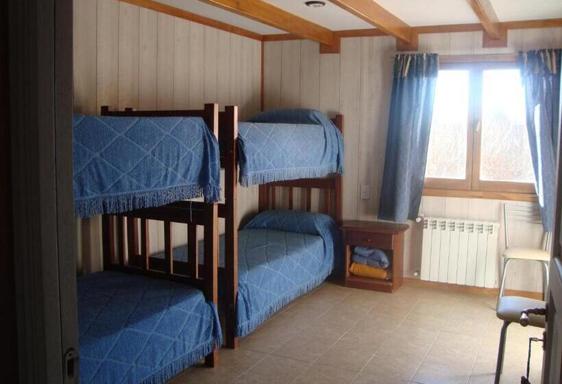 ルームシェアのワンベッド, Hostel De Las Manos