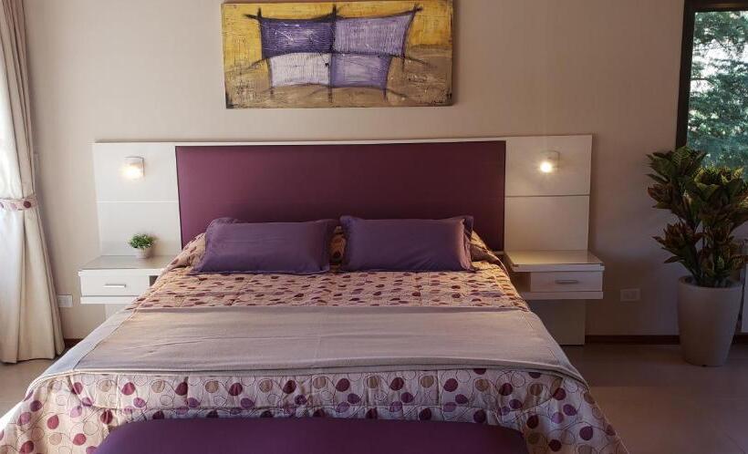 جناح, Aires Serranos   Suites