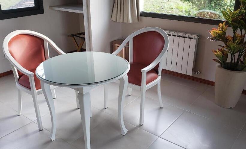 סוויטה, Aires Serranos   Suites