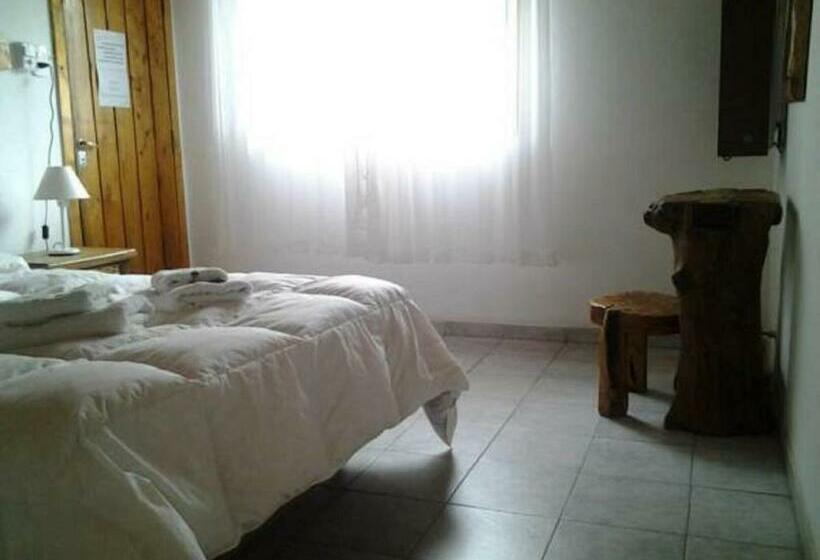 חדר סטנדרט לארבעה, Alihuen