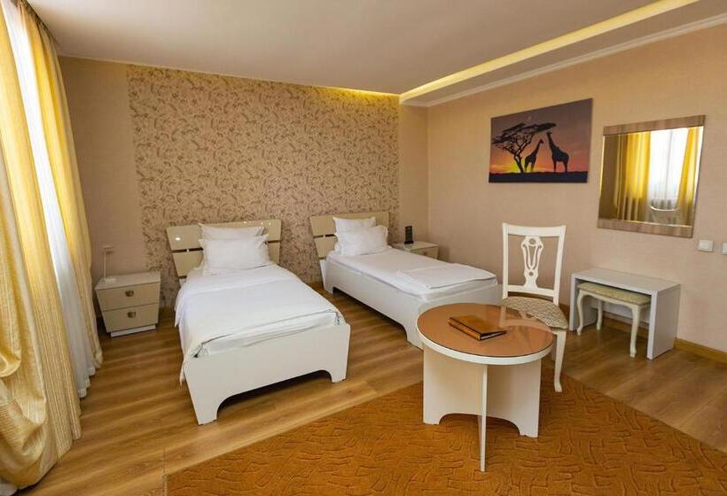 Superior Rum, Altair