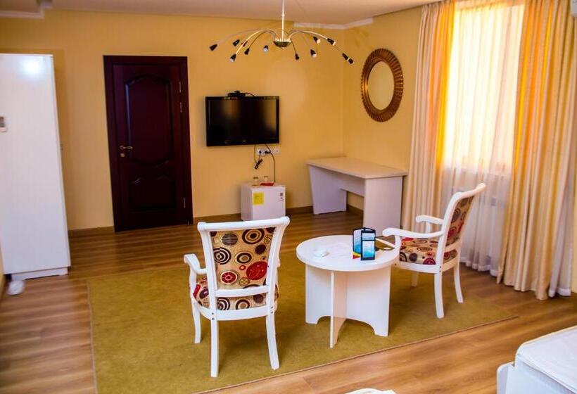 Superior Rum, Altair