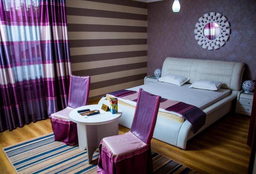 Superior Rum, Altair