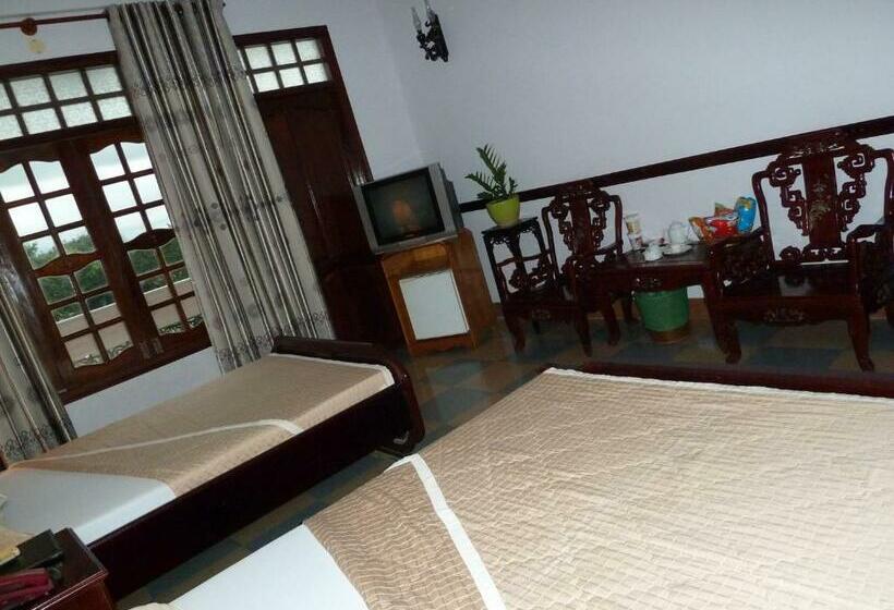 اتاق لوکس, Ca Ty